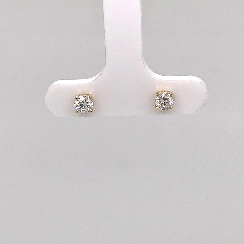 Solitaire Stud Earring